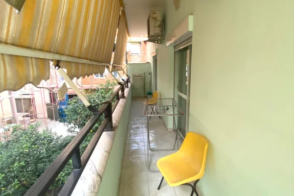 Shtepi me qera Apartament ne Tirane, 2+1, Mobilimi E mobiluar, Pagesa 500  Euro.