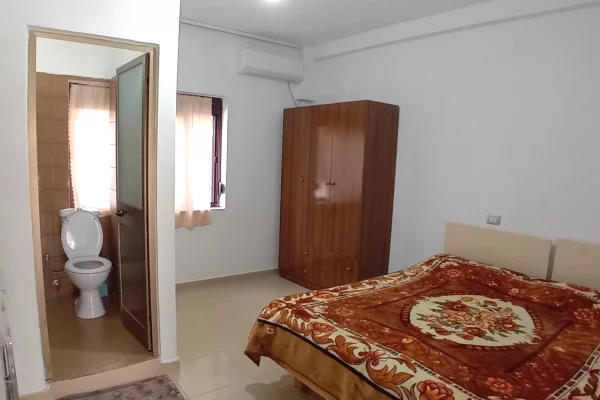 Shtepi me qera Apartament ne Tirane, 1+1, Mobilimi E mobiluar, Pagesa 35,000  Leke.