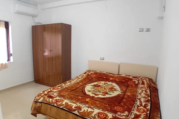Shtepi me qera Apartament ne Tirane, 1+1, Mobilimi E mobiluar, Pagesa 35,000  Leke.