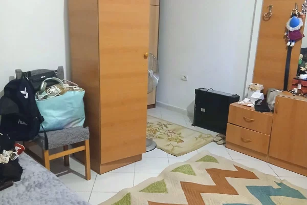 Shtepi me qera Apartament ne Tirane, 1+1, Mobilimi E mobiluar, Pagesa 42,000  Leke.