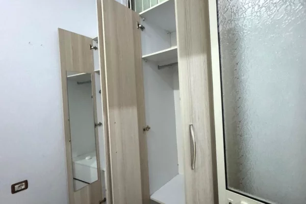 Shtepi me qera 1+1 ne Tirane - 400 Euro