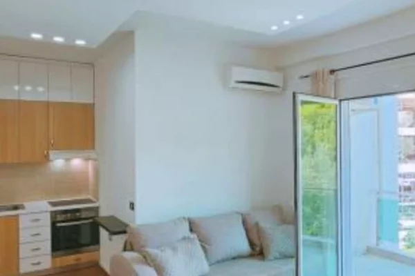 Shtepi me qera 1+1 ne Tirane - 480 Euro