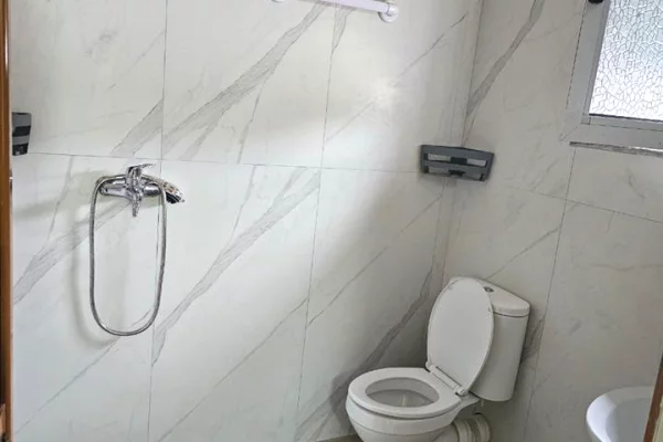 Shtepi me qera Garsoniere ne Tirane - 30,000 Leke