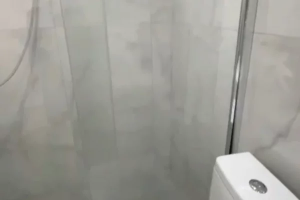 Shtepi me qera 2+1 ne Tirane - 50,000 Leke