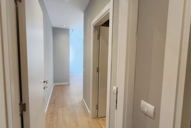 Ambjent zyre te Kika 2 per qira .