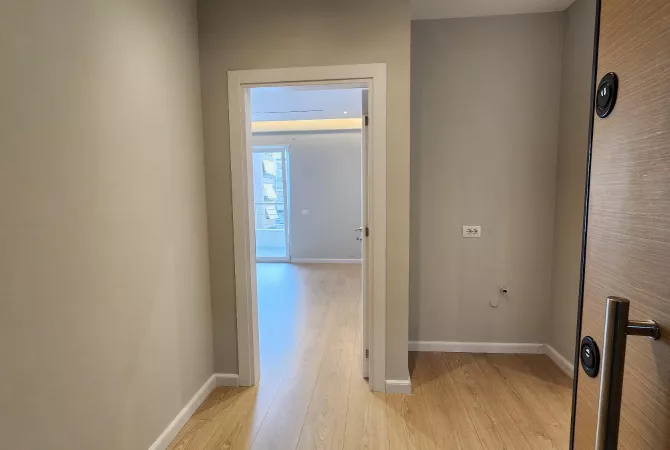 Ambjent zyre te Kika 2 per qira .