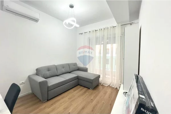 Shtepi me qera Apartament ne Tirane, 1+1, Mobilimi E mobiluar, Pagesa 450  Euro.