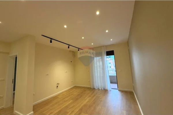 House for Sale 1+1 in Tirana - 165,000 Euro