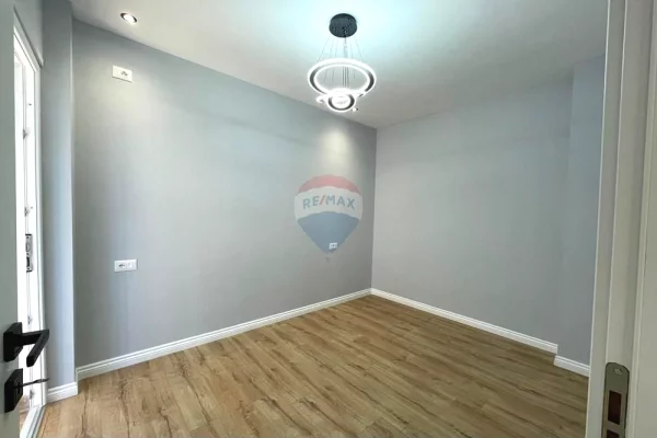 Shtepi ne shitje 1+1 ne Tirane - 98,000 Euro