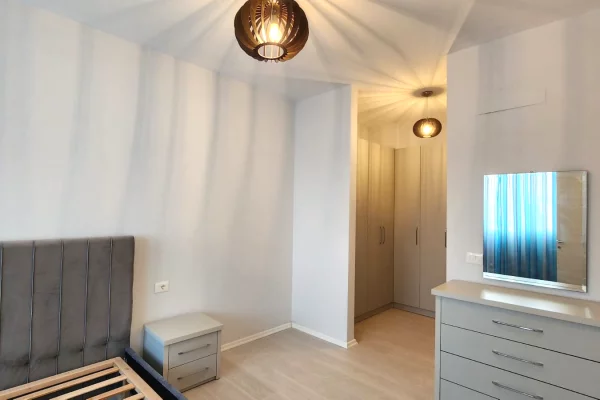 Shtepi me qera Apartament ne Tirane, 1+1, Mobilimi E mobiluar, Pagesa 580  Euro.