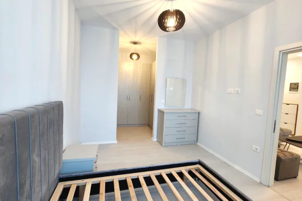 Shtepi me qera Apartament ne Tirane, 1+1, Mobilimi E mobiluar, Pagesa 580  Euro.