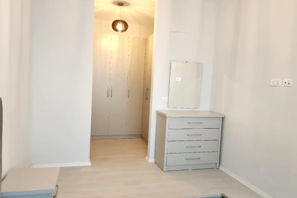 Shtepi me qera Apartament ne Tirane, 1+1, Mobilimi E mobiluar, Pagesa 580  Euro.