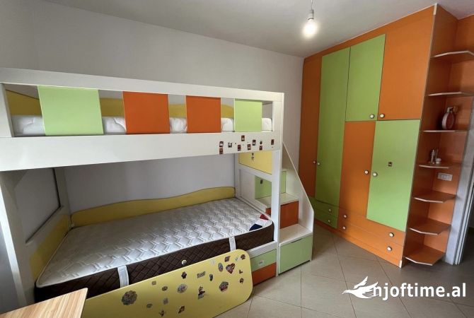 Shtepi me qera 2+1 ne Tirane - 550 Euro