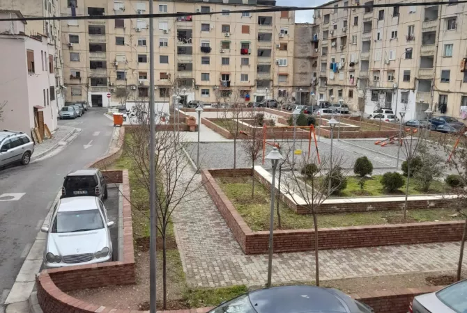 Shtepi me qera Apartament ne Tirane, 1+1, Mobilimi E mobiluar, Pagesa 42,000  Leke.