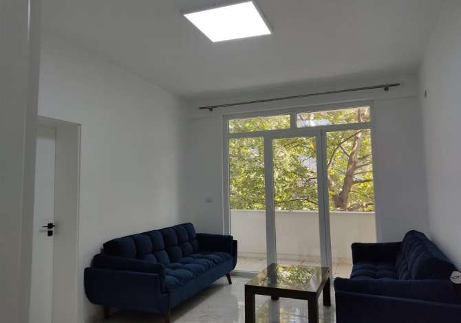 Shtepi me qera Apartament ne Tirane, 2+1, Mobilimi E mobiluar, Pagesa 50,000  Leke.