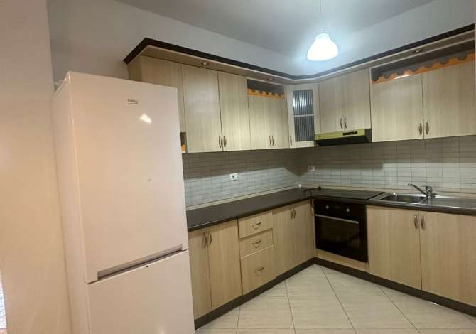 Shtepi me qera 2+1 ne Tirane - 600 Euro