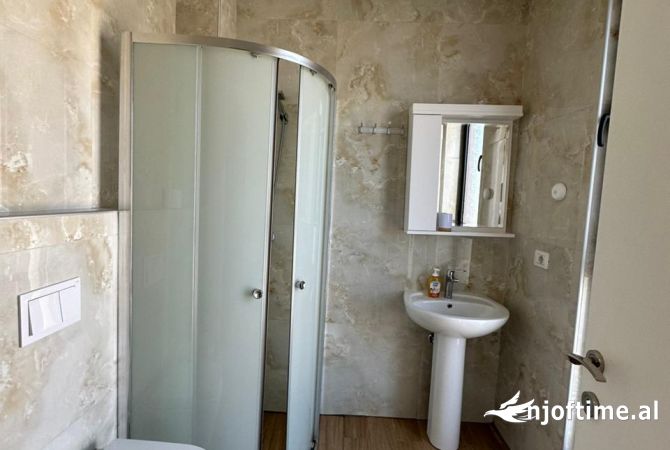 Shtepi ne shitje 2+1 ne Tirane - 162,000 Euro