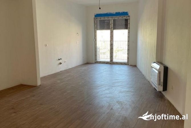 Shtepi me qera 3+1 ne Tirane - 500 Euro