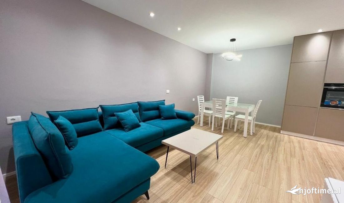 Shtepi me qera Apartament ne Tirane, 2+1, Mobilimi E mobiluar, Pagesa 600  Euro.