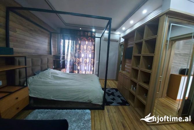 Shtepi me qera Apartament ne Tirane, 1+1, Mobilimi E mobiluar, Pagesa 1,200  Euro.