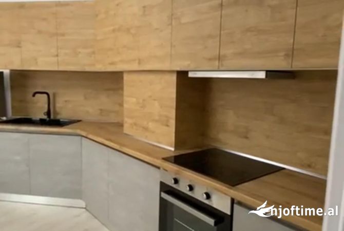 Shtepi me qera 2+1 ne Tirane - 50,000 Leke