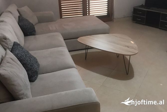 Casa in affitto 2+1 a Tirana - 550 Euro