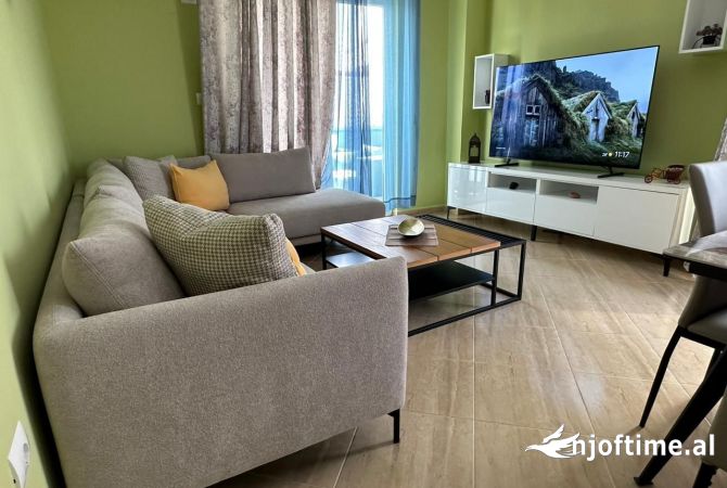 Shtepi me qera Apartament ne Tirane, 2+1, Mobilimi E mobiluar, Pagesa 700  Euro.