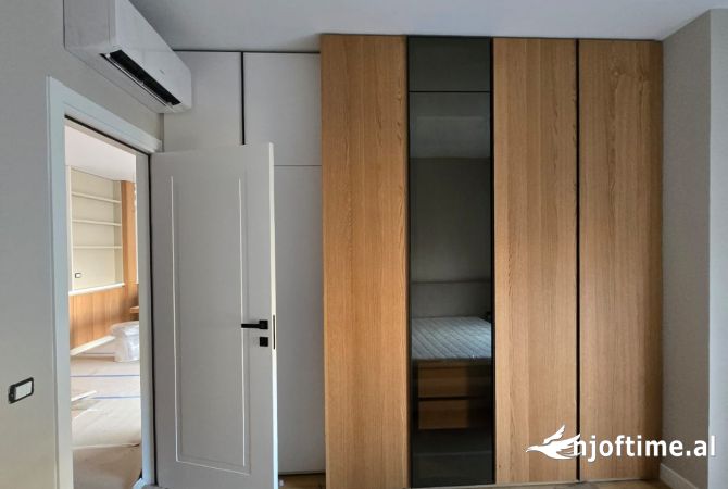 Shtepi me qera Apartament ne Tirane, 1+1, Mobilimi E mobiluar, Pagesa 700  Euro.