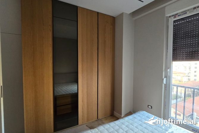 Shtepi me qera Apartament ne Tirane, 1+1, Mobilimi E mobiluar, Pagesa 700  Euro.