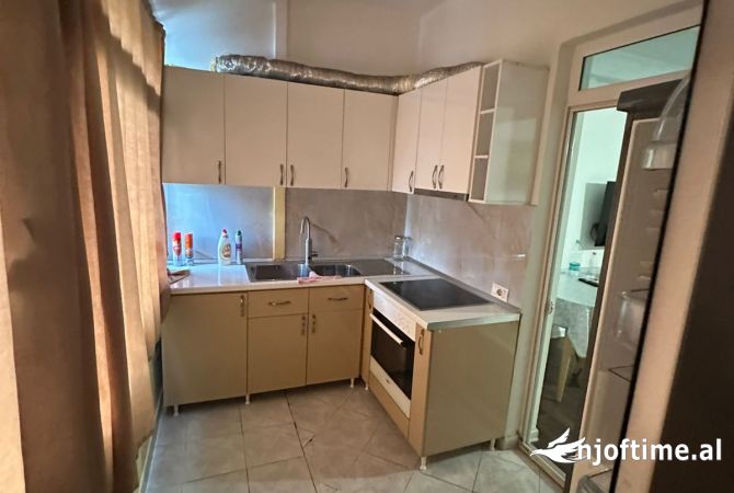 Shtepi me qera 2+1 ne Tirane - 55,000 Leke