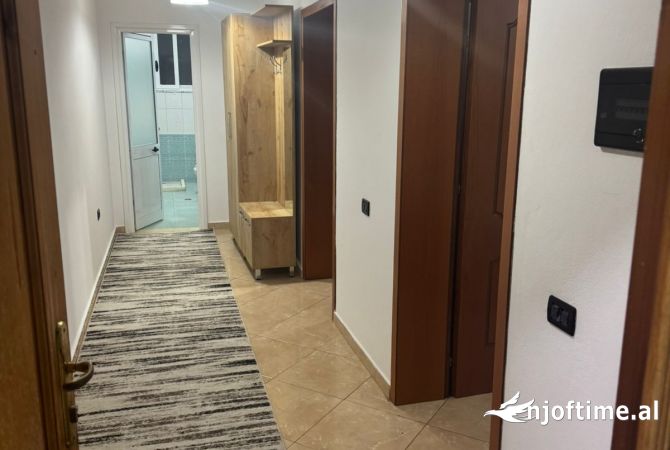 Shtepi me qera 1+1 ne Tirane - 450 Euro