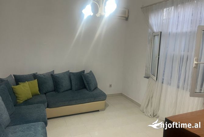 Shtepi me qera 3+1 ne Tirane - 800 Euro