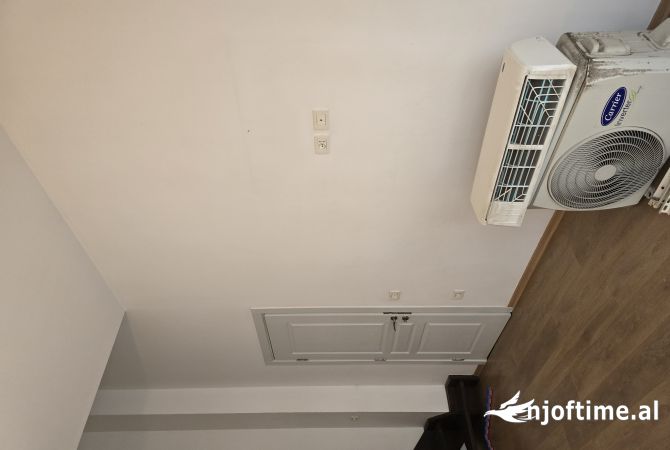 Shtepi me qera 1+1 ne Tirane - 30,000 Leke