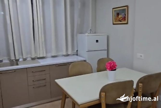Shtepi me qera 2+1 ne Tirane - 600 Euro