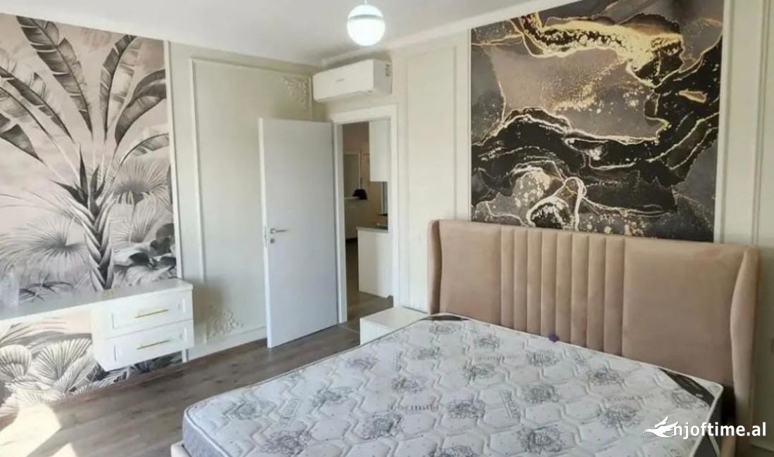 Shtepi me qera Apartament ne Tirane, 2+1, Mobilimi E mobiluar, Pagesa 700  Euro.