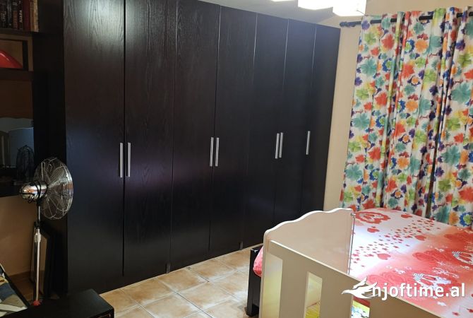 Shtepi me qera 1+1 ne Tirane - 450 Euro