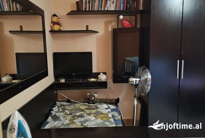 Shtepi me qera 1+1 ne Tirane - 450 Euro