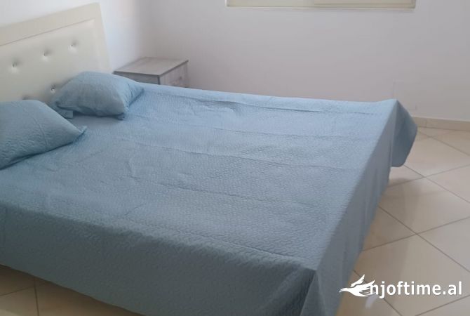 Shtepi me qera 1+1 ne Tirane - 45,000 Leke