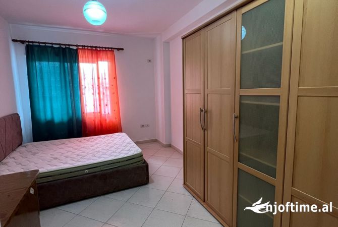 Shtepi me qera Apartament ne Tirane, 1+1, Mobilimi E mobiluar, Pagesa 37,000  Leke.