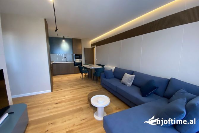 Shtepi me qera 2+1 ne Tirane - 800 Euro