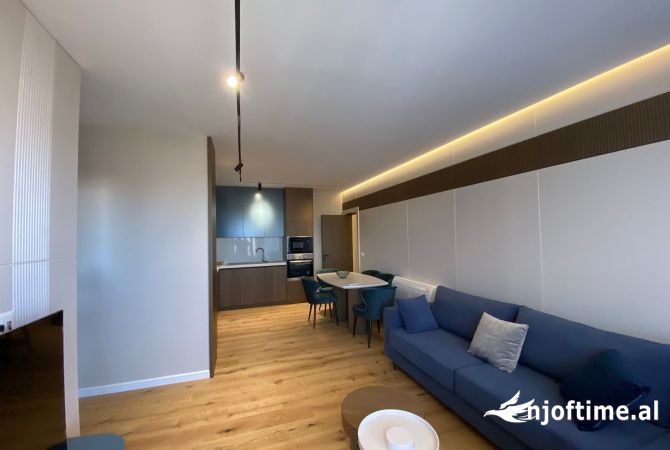 Shtepi me qera Apartament ne Tirane, 2+1, Mobilimi E mobiluar, Pagesa 800  Euro.
