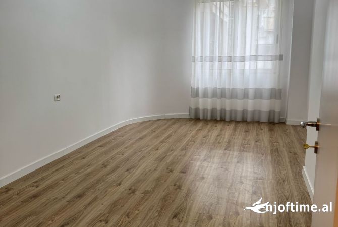 Shtepi ne shitje 1+1 ne Tirane - 99,000 Euro