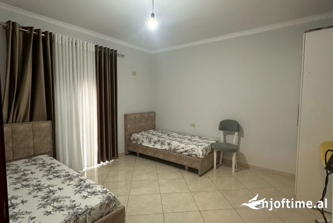 Shtepi me qera 2+1 ne Tirane - 450 Euro