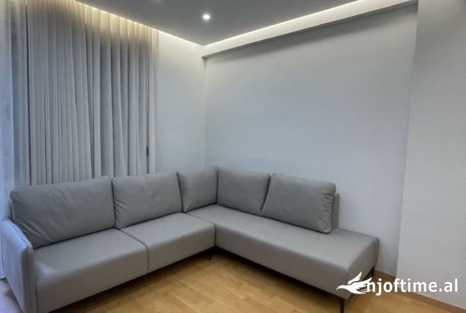 Shtepi me qera 2+1 ne Tirane - 600 Euro