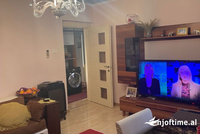 Shtepi me qera 2+1 ne Tirane - 600 Euro