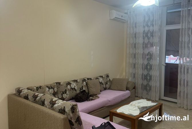 Shtepi me qera 1+1 ne Tirane - 450 Euro