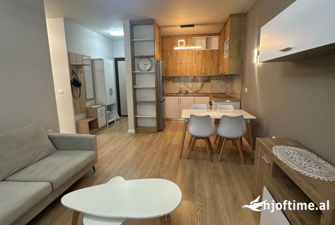 Shtepi me qera 2+1 ne Tirane - 600 Euro