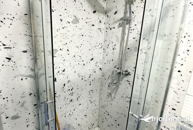 Shtepi me qera Apartament ne Tirane, 2+1, Mobilimi E mobiluar, Pagesa 450  Euro.