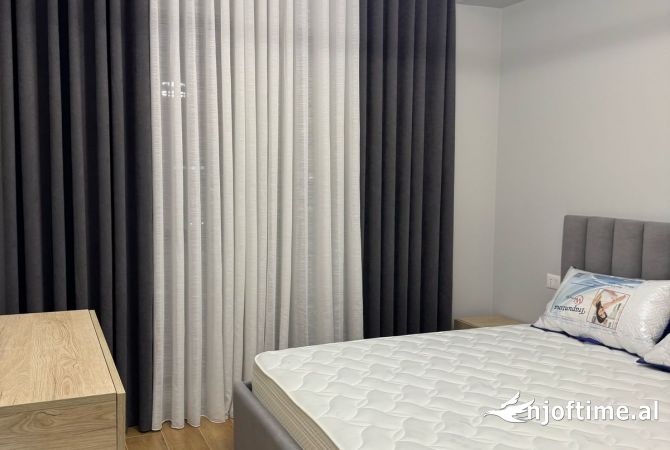 Shtepi me qera Apartament ne Tirane, 2+1, Mobilimi E mobiluar, Pagesa 700  Euro.