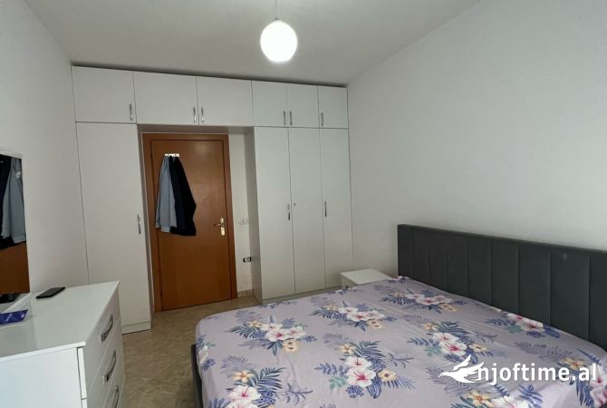 Shtepi me qera 2+1 ne Tirane - 450 Euro